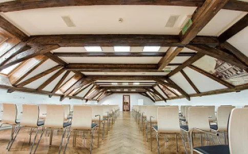 Kristály Imperial Hotel és Pálma Rendezvényház