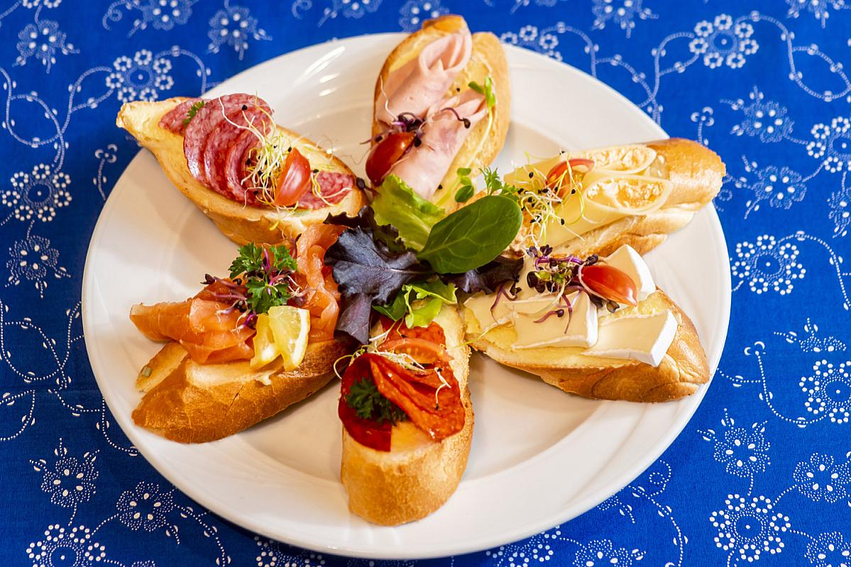 Gastland M1 Hotel és Konferenciaközpont