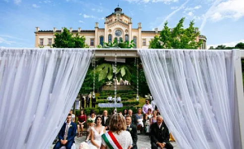 Szent Adalbert Rendezvényközpont
