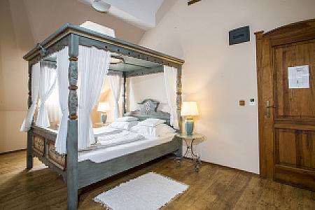 Gastland M1 Hotel és Konferenciaközpont