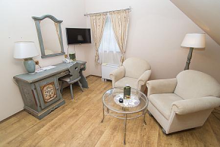 Gastland M1 Hotel és Konferenciaközpont