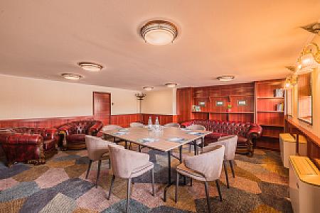 Fortuna Boat Hotel & Restaurant