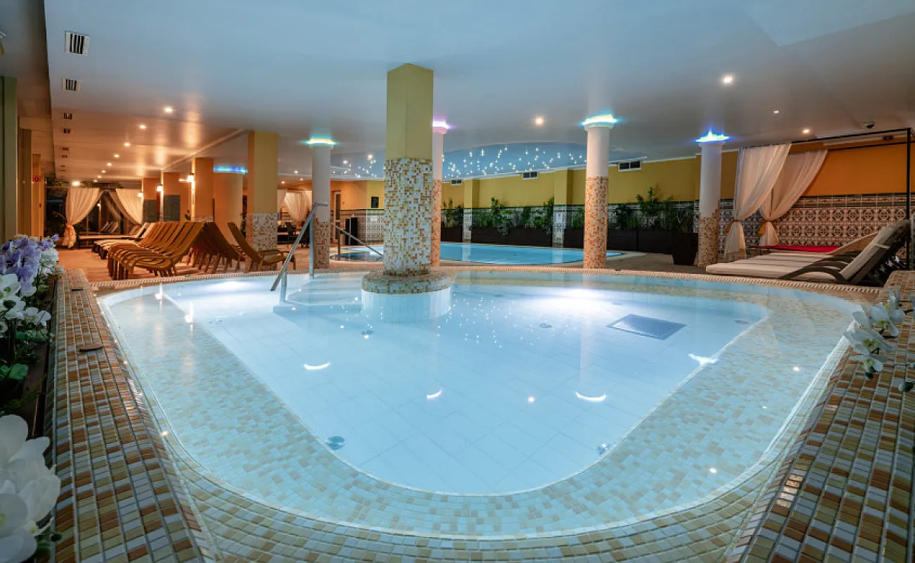 Calimbra Wellness és Konferencia Hotel