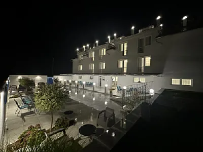 Merlot Borhotel és Látványpince