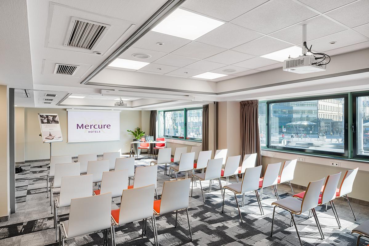 tárgyalóterem Mercure Corona Budapest