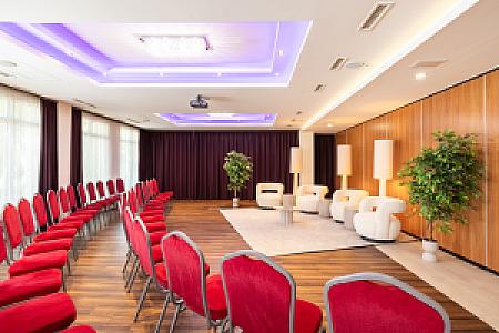 Hotel Auróra Miskolctapolca konferenciaterem