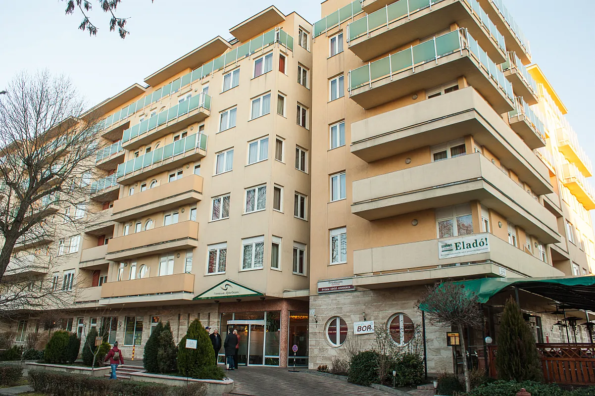 Premium Apartmanház