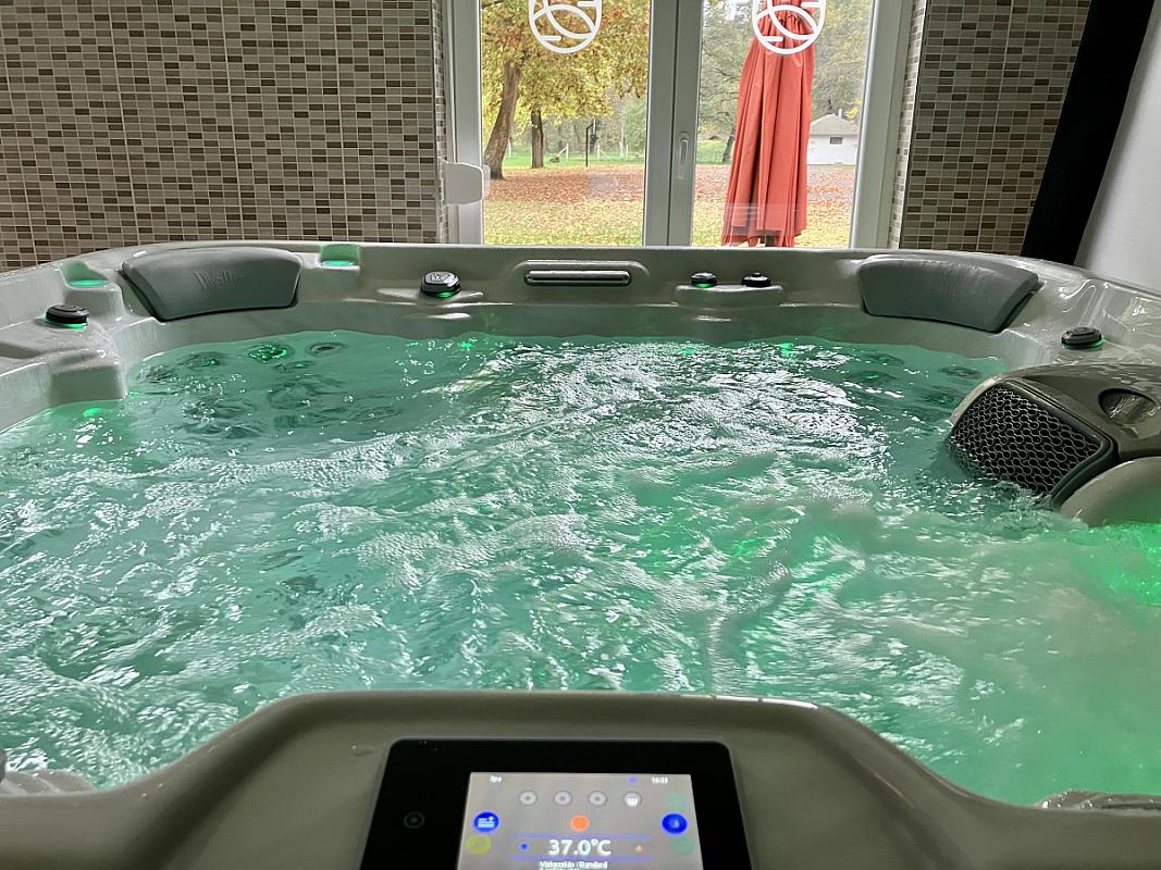 Öreg-tó Hotel és Rendezvénytér