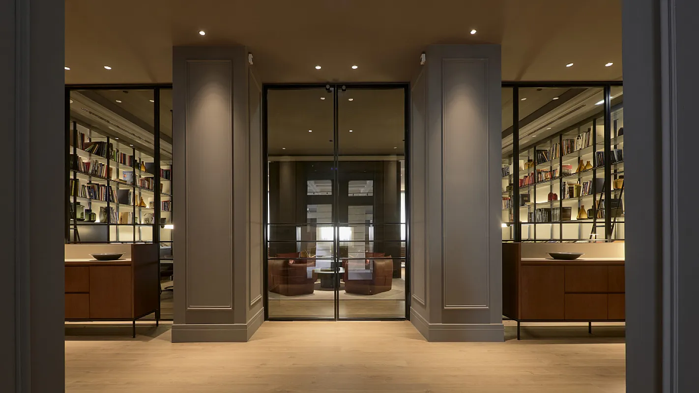 Kozmo Hotel Suites & Spa