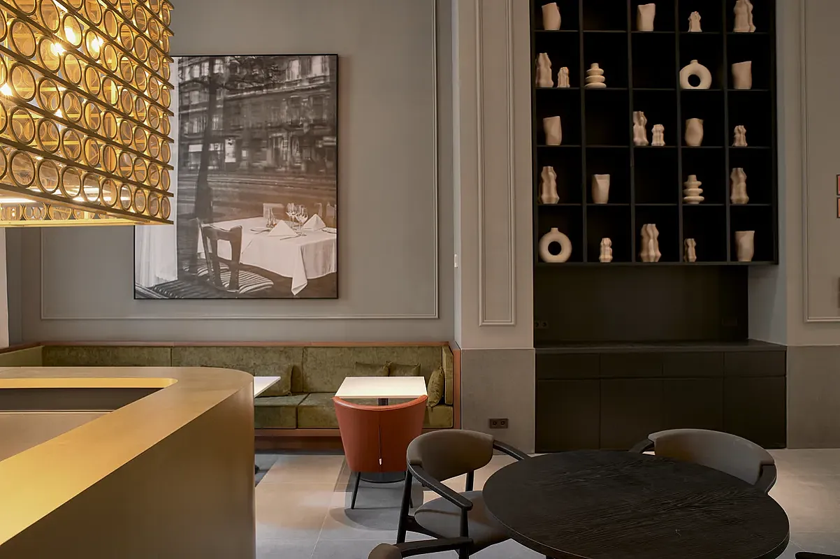 Kozmo Hotel Suites & Spa