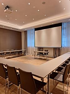 Kozmo Hotel Suites & Spa - Cegeshelyszinek.hu