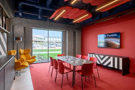 TRIBE Budapest Airport Hotel