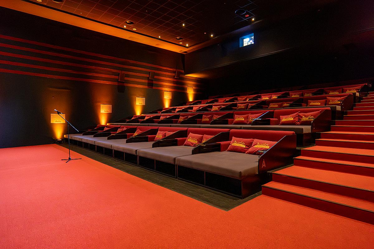Bed Cinema - Ágymozi