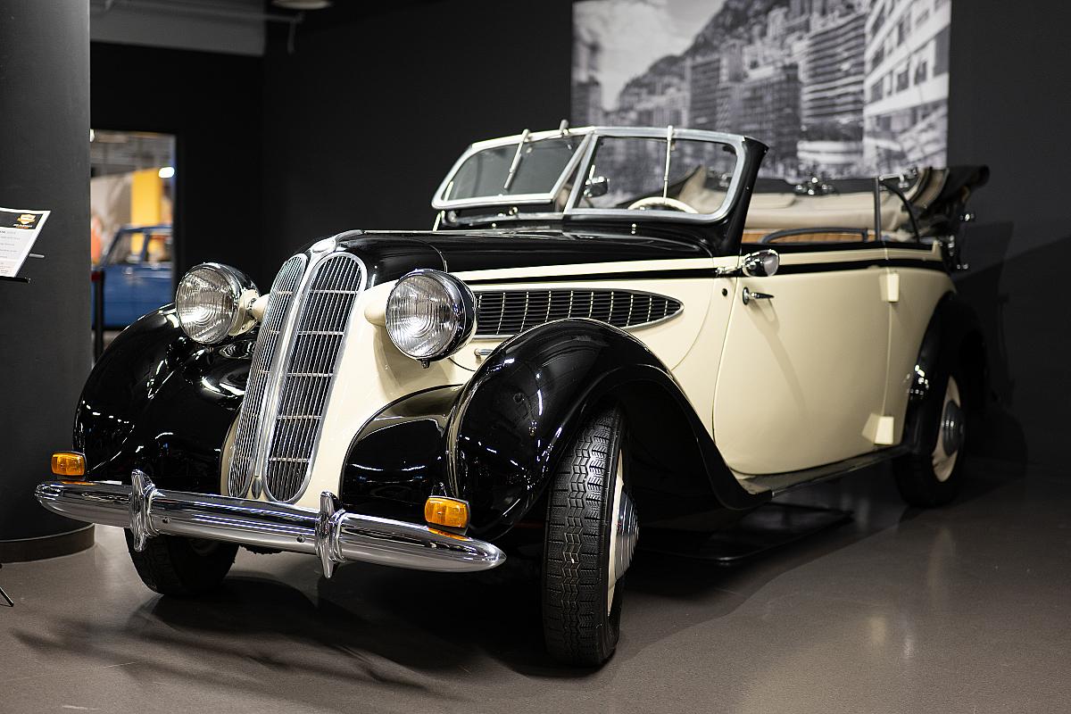 365 Old Timer Museum