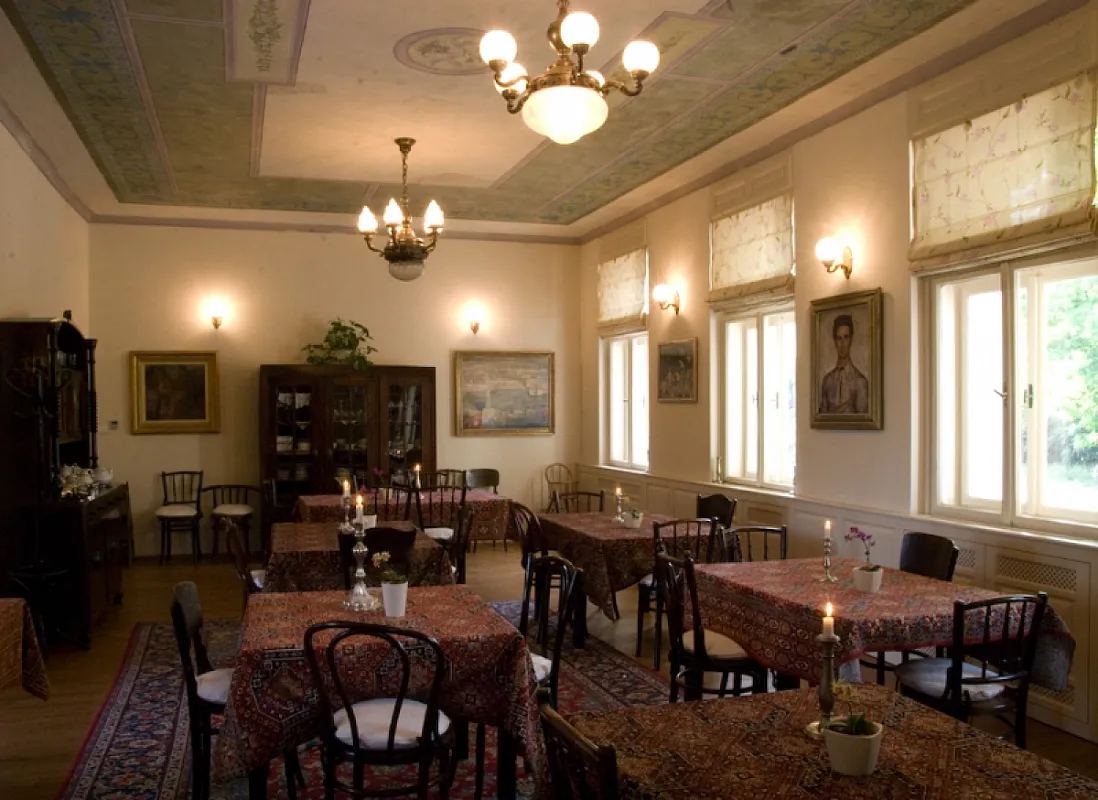 Káli Art Inn Hotel