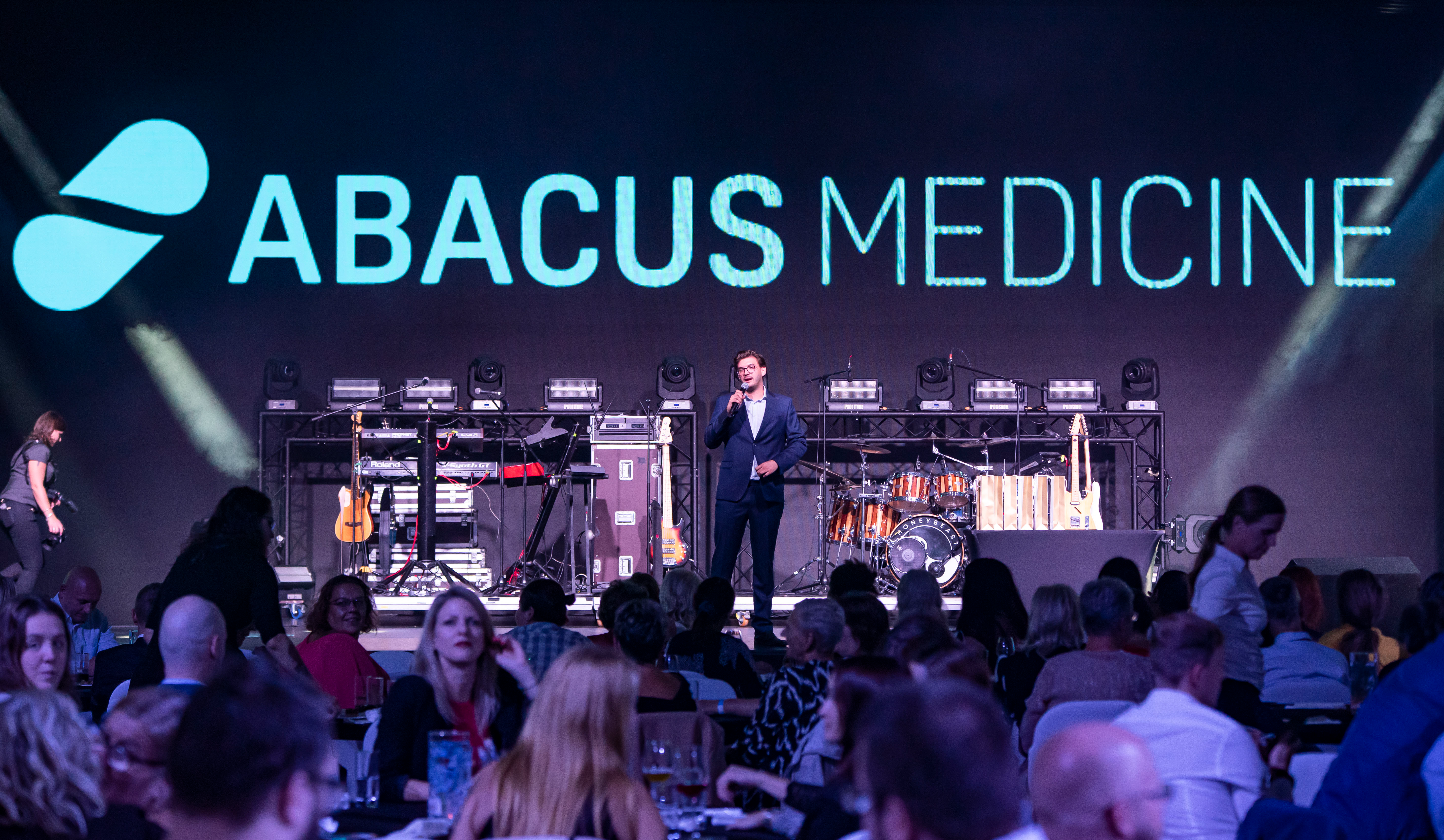 Abacus Medicine Cegeshelyszinek.hu referencia