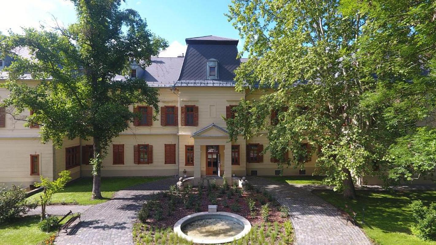 Főnix Wellness Resort