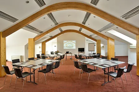 Adina Apartment Hotel