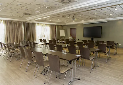 Lion's Garden Hotel
