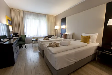 Lion's Garden Hotel