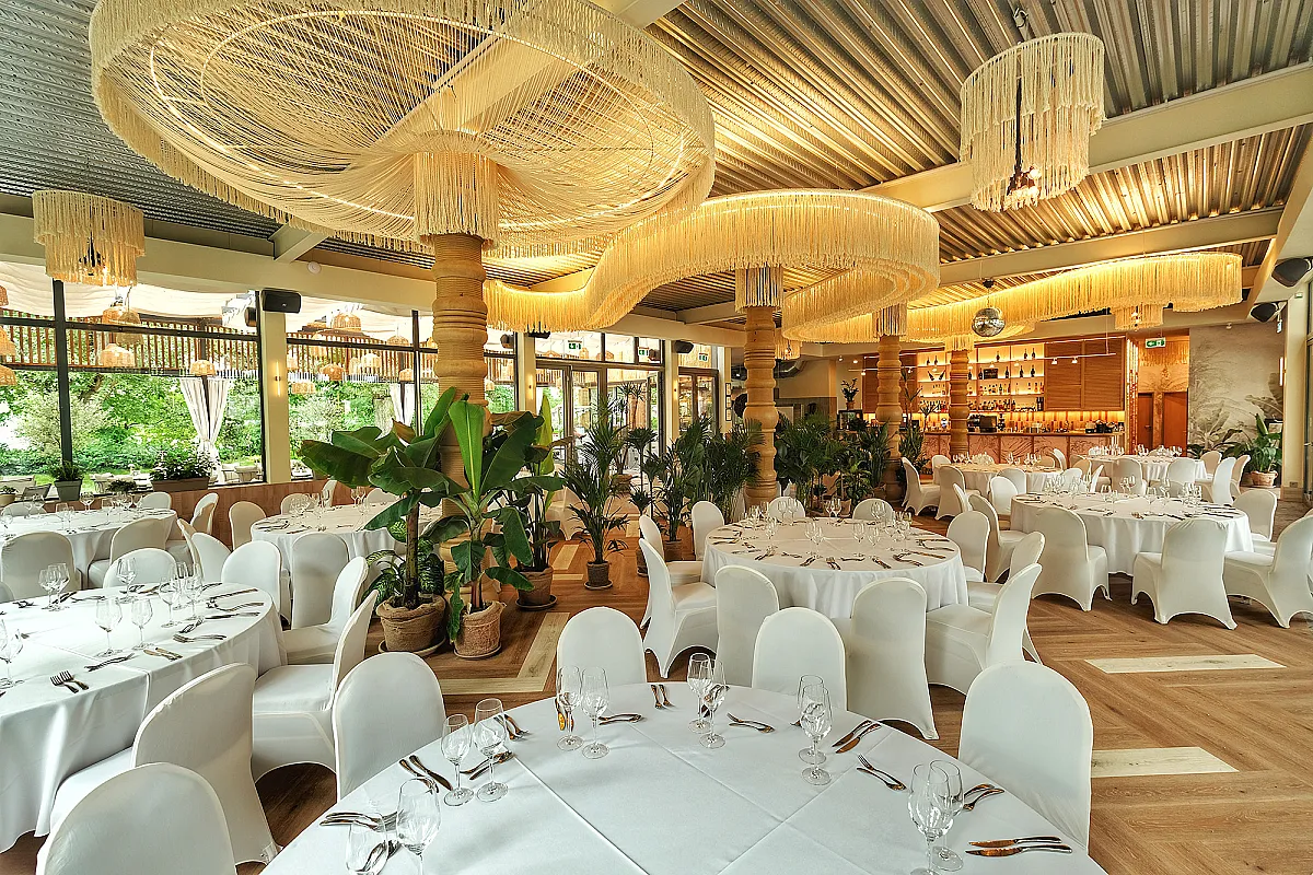 Le Bistro Kitchen and More