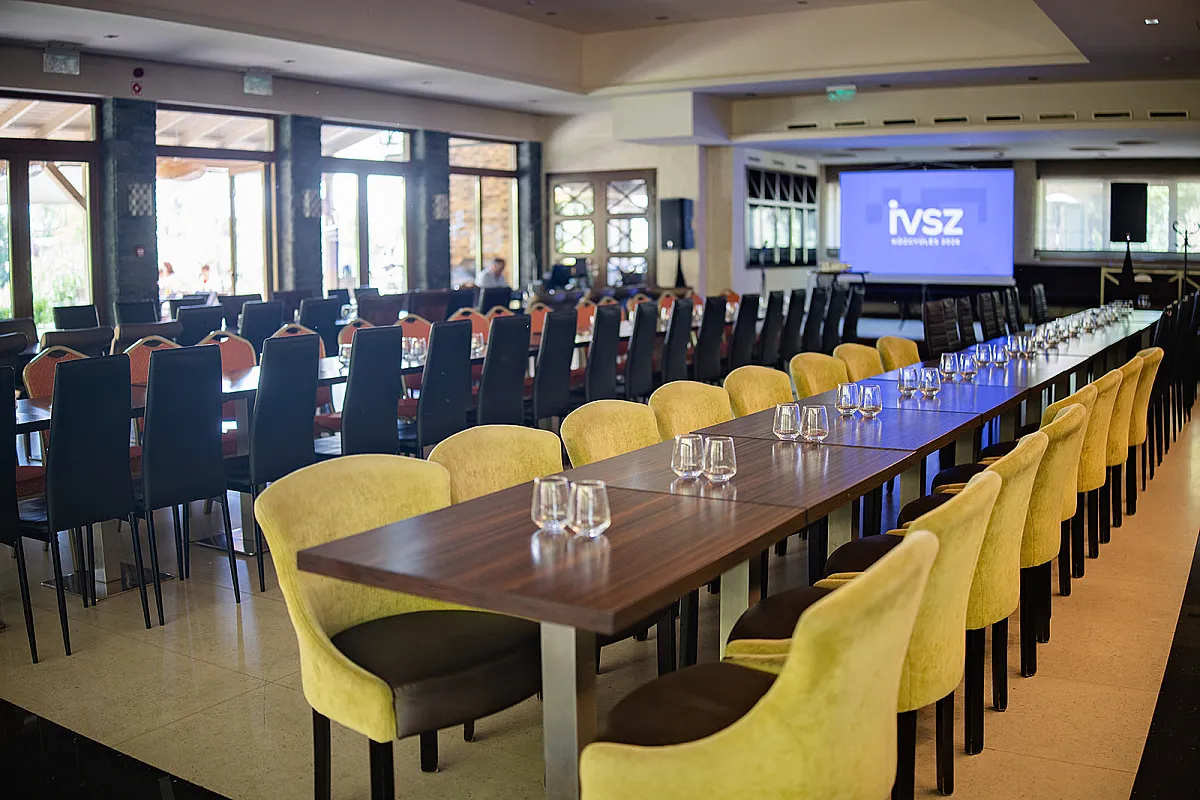 Duna Garden Bisztró és Hotel****