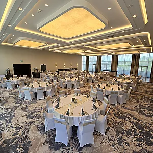 Tisia Hotel & Spa
