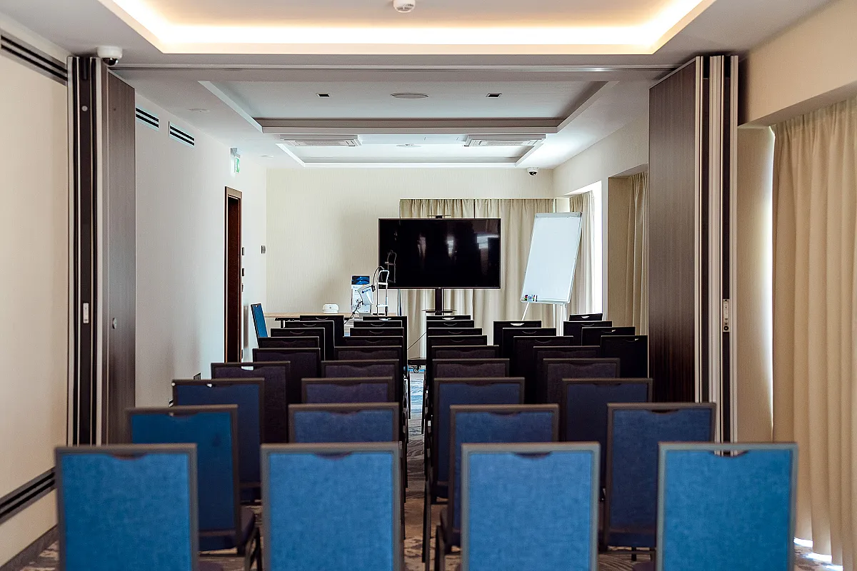 Tisia Hotel & Spa