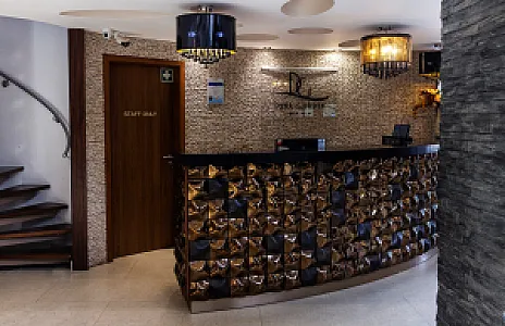 Duna Garden Bisztró és Hotel****