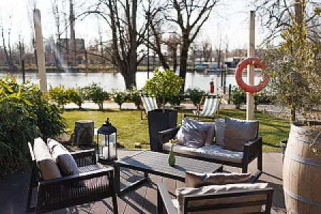 Duna Garden Bisztró és Hotel****