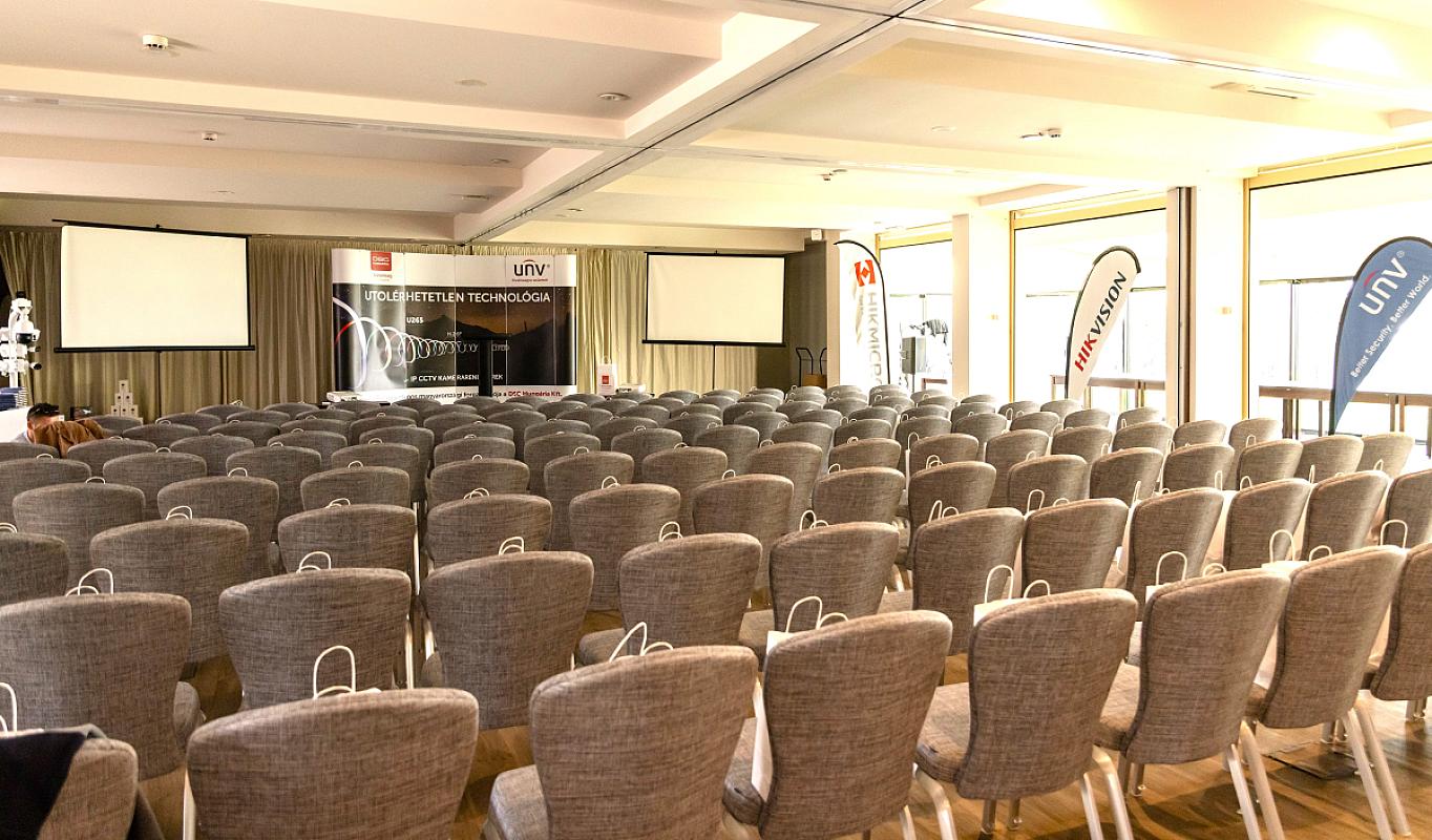 Balaton Hotel & Restaurant céges rendezvényhelyszín