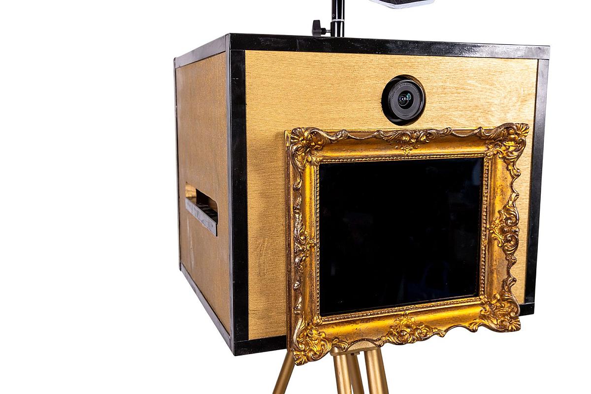 Élményfotózás - AI Selfie - AI Selfierobot - AI Selfiebox