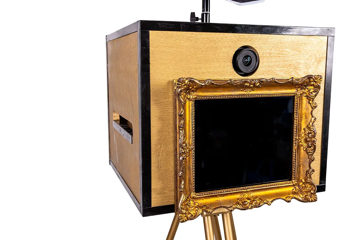 Élményfotózás - AI Selfie - AI Selfierobot - AI Selfiebox