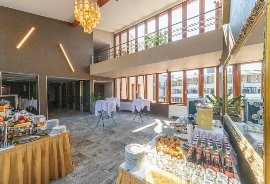 Hotel Golden Lake Resort****