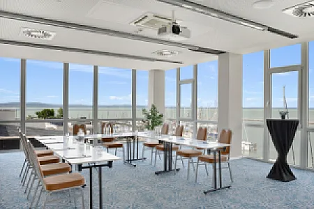 Hotel Yacht Wellness & Business