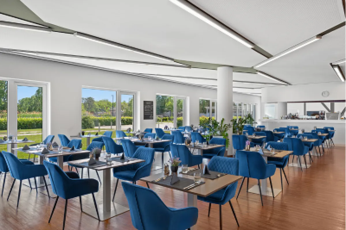 Hotel Yacht Wellness & Business