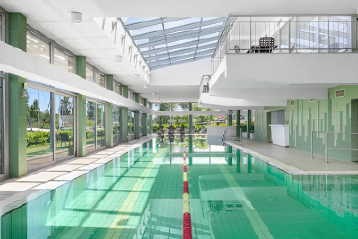 Hotel Yacht Wellness & Business