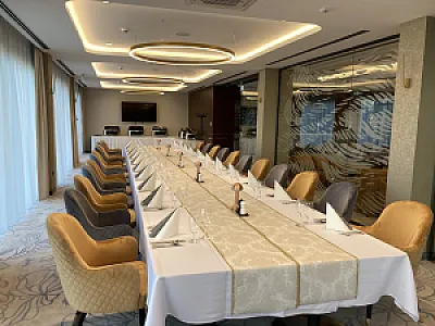 Tisia Hotel & Spa
