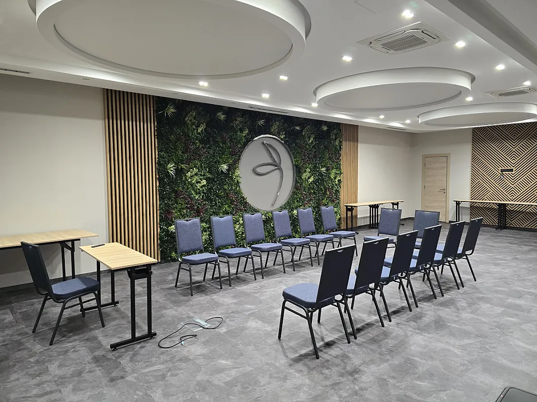 Tisia Hotel & Spa