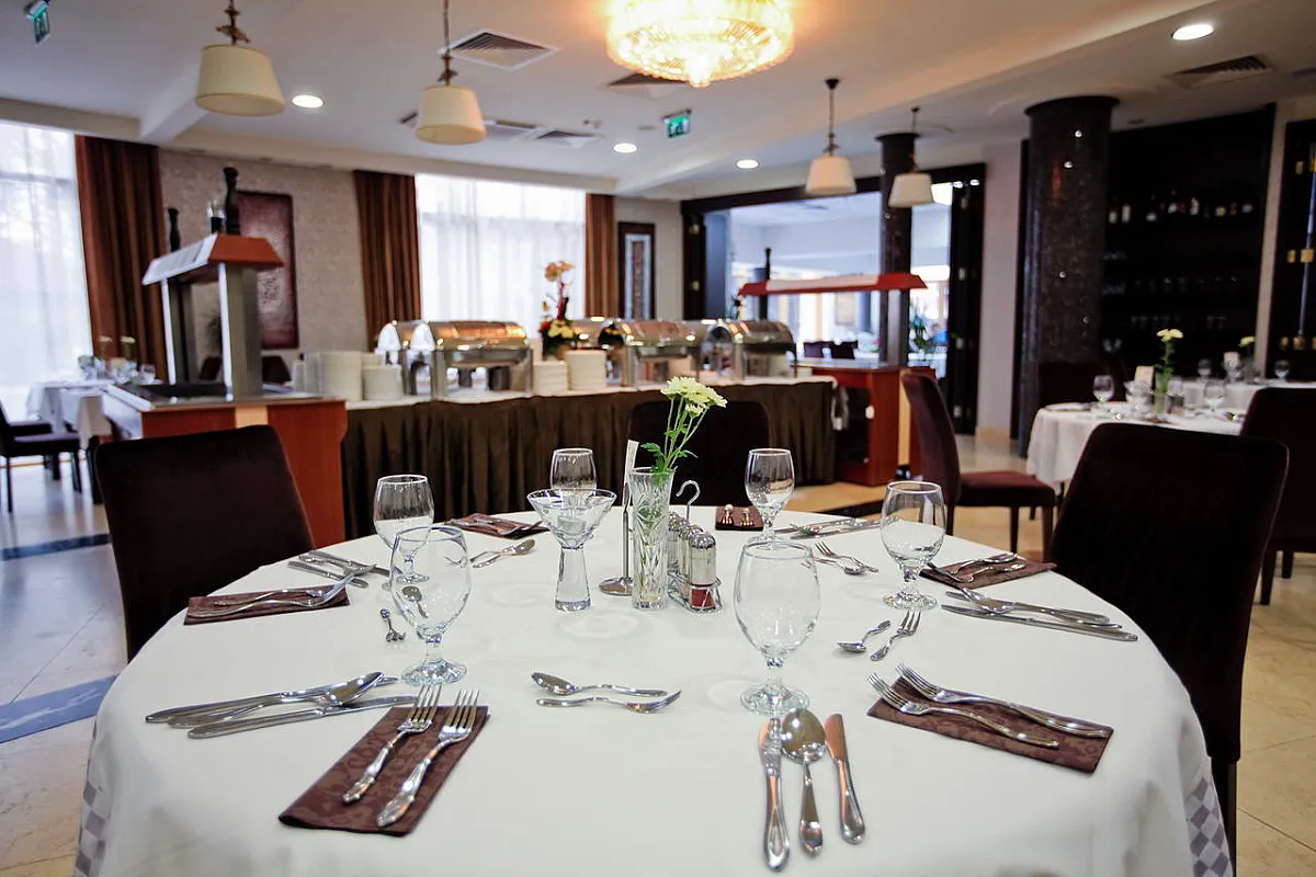 Colosseum Hotel