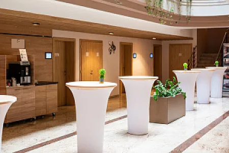 Airport Hotel Budapest ****