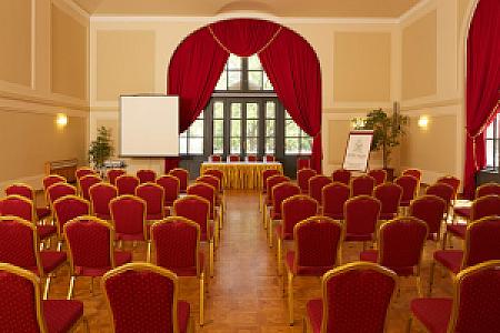 Erzsébet Királyné Szálloda