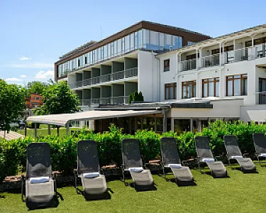 Hotel Yacht Wellness & Business