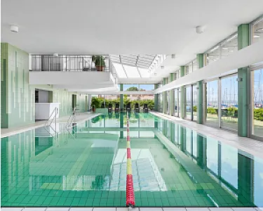 Hotel Yacht Wellness & Business