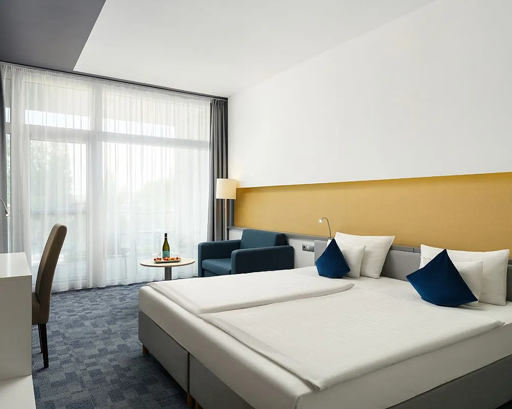Hotel Yacht Wellness & Business
