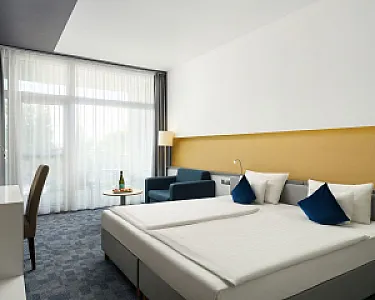 Hotel Yacht Wellness & Business