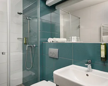 Hotel Yacht Wellness & Business