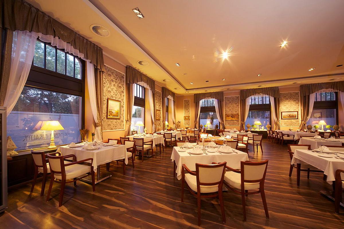 Erzsébet Királyné Szálloda