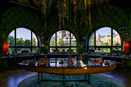 Városliget Café & Restaurant