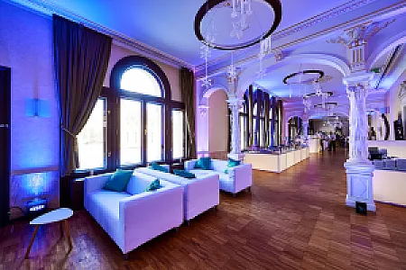 Városliget Café & Restaurant